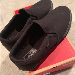 Vans black classic slip on